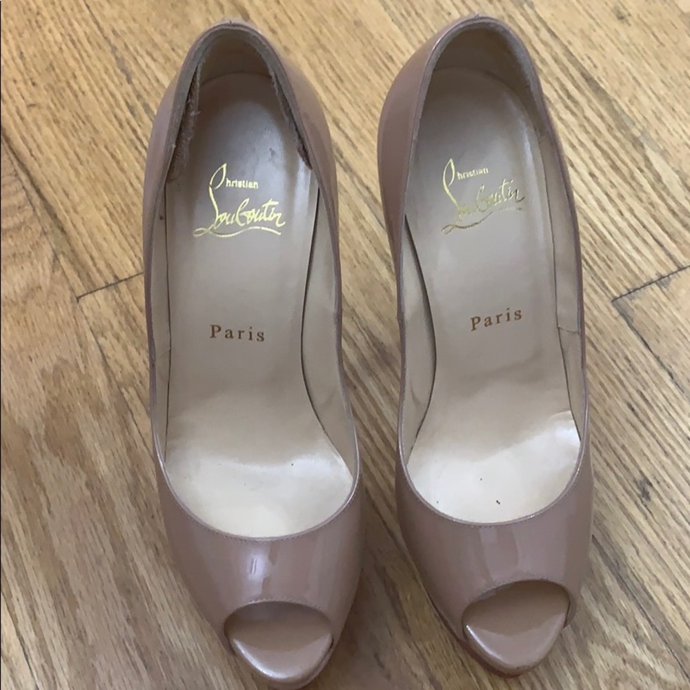 COPY - Louboutin lady peep beige patent platform heels